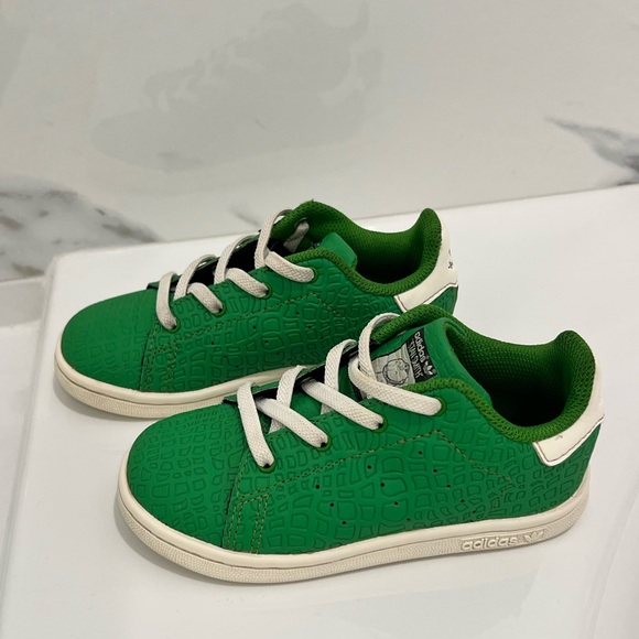 adidas gazelle silver green womens TD adidas Disney Pixar Adifom Gazelle 360